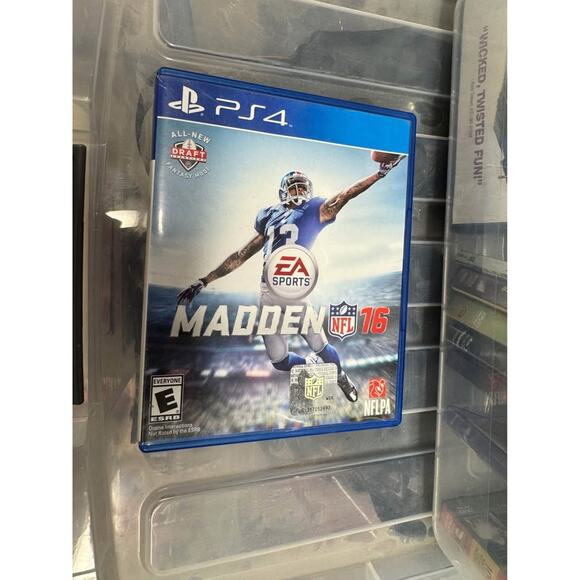 PlayStation 4 / Video Game/ Madden 16 / EUC - Picture 1 of 4